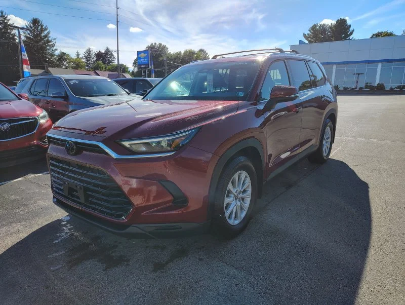 Used 2024 Red Toyota XLE image 1