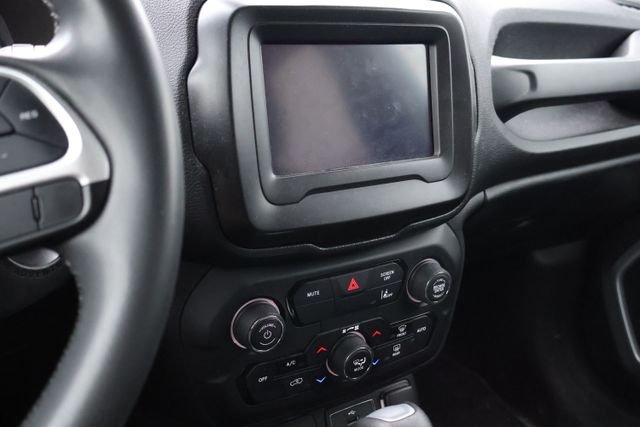Used 2021 Black Jeep Latitude image 10