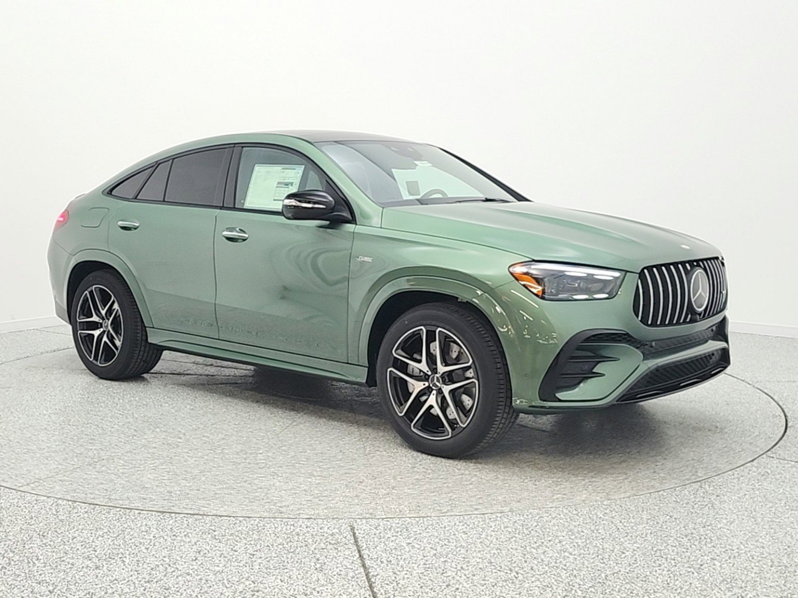 New 2026 MANUFAKTUR Ireland Mid Green Metallic Mercedes-Benz AMG® GLE 53 4MATIC+ Coupe image 24