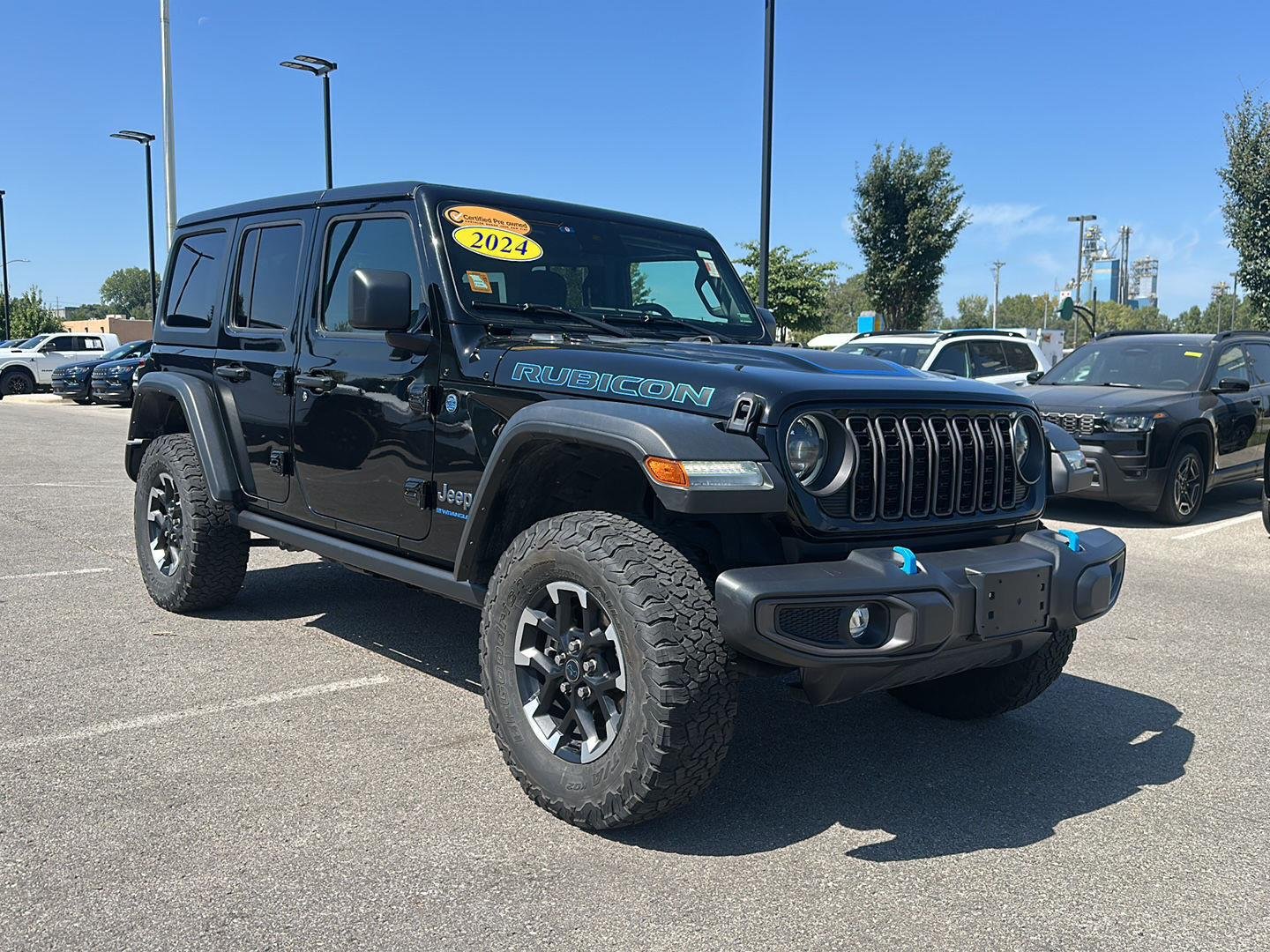 Used 2024 Black Clearcoat Jeep Rubicon image 5