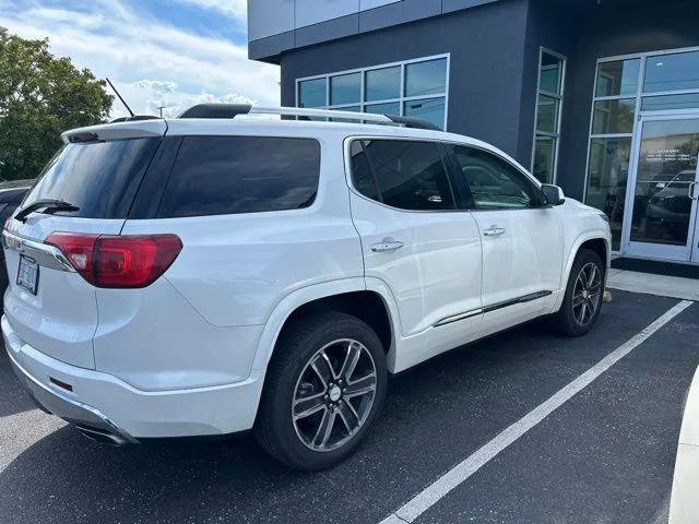 Used 2018 White GMC Denali image 7