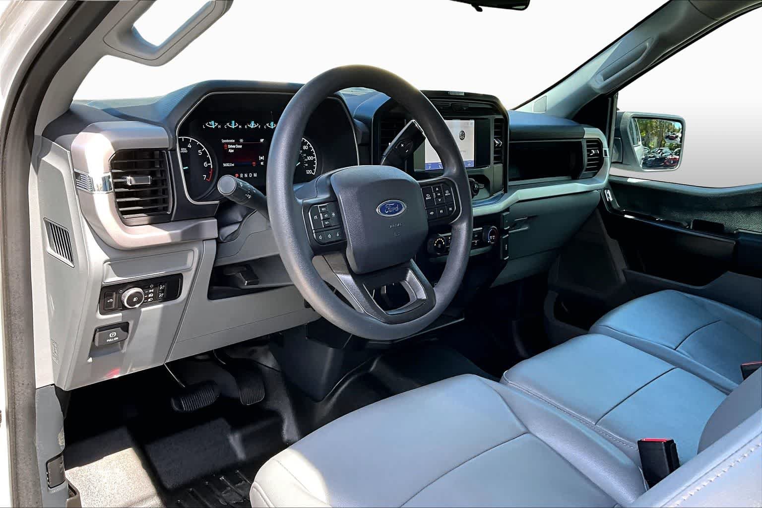 Used 2023 Oxford White Ford XL image 44