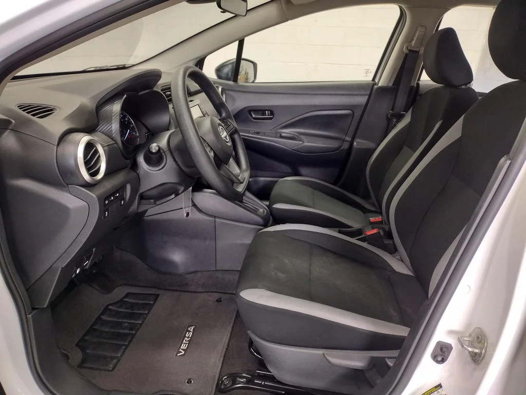 Used 2025 White Nissan 1.6 S image 19