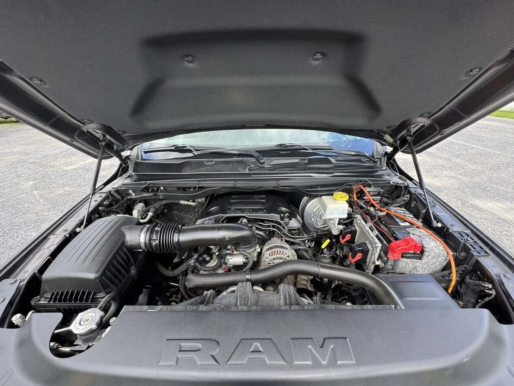 Used 2019 Gray Ram Tradesman image 12