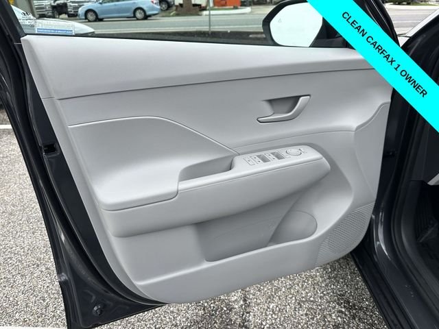 Used 2024 Gray Hyundai SEL image 27