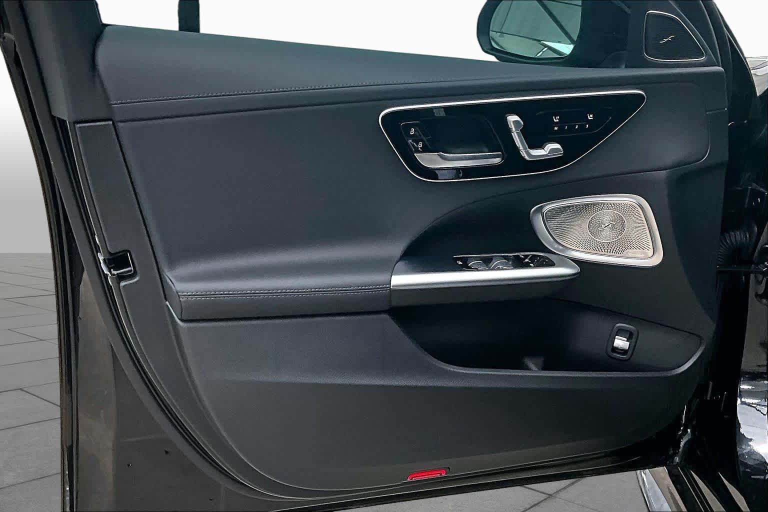 New 2026 Obsidian Black Metallic Mercedes-Benz C 300 image 15