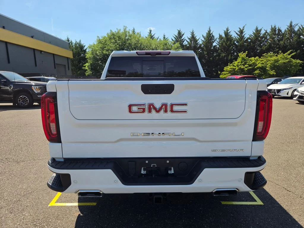 Used 2023 White GMC Denali image 6