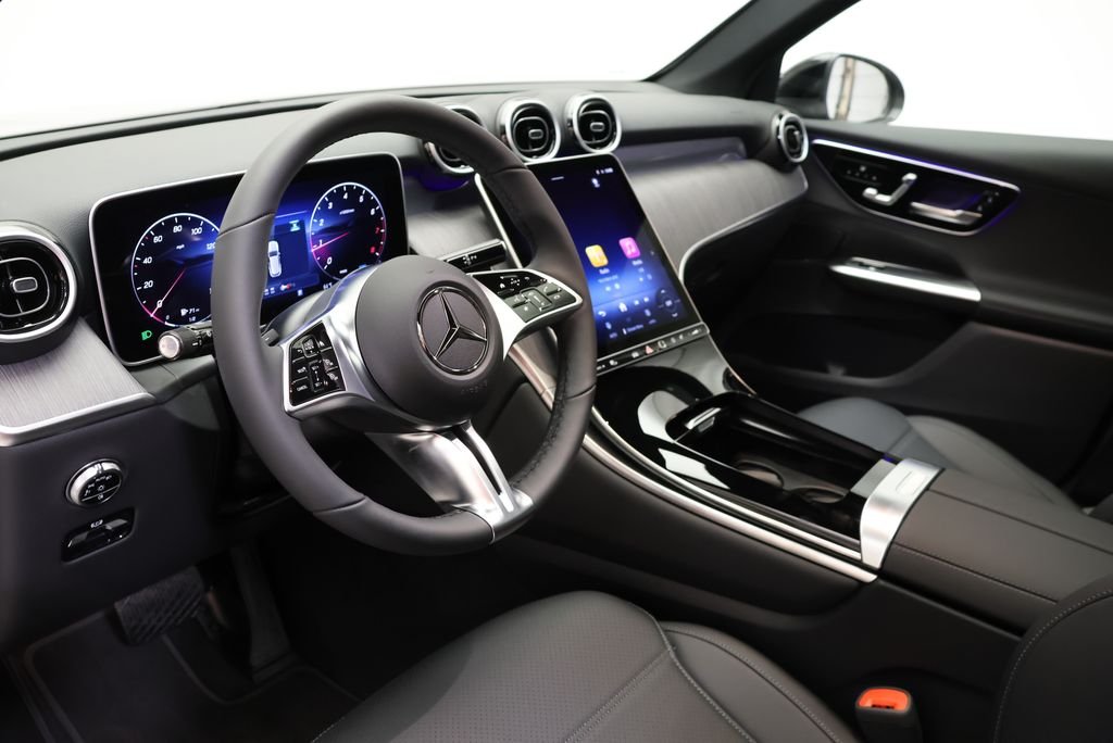 Used 2026 Black Mercedes-Benz GLC 300 image 36