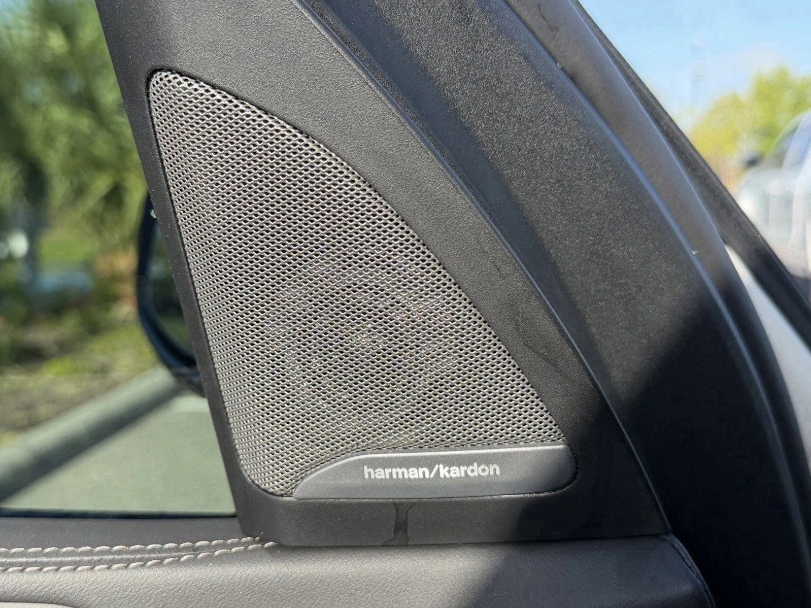 2026 BMW 3 Series 330i - Photo 26