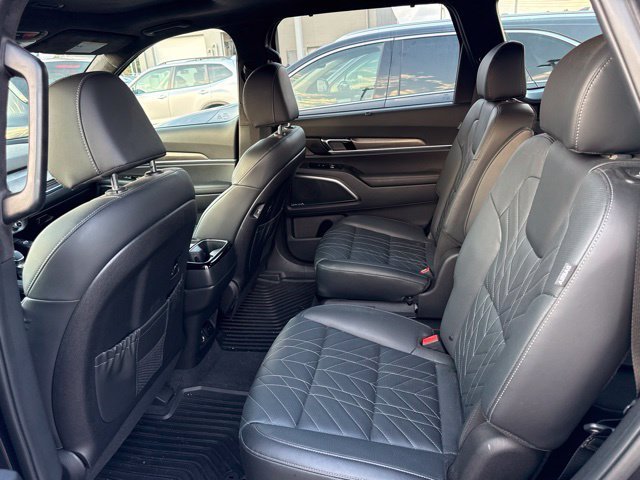 Used 2025 Gray Kia SX-Prestige X-Line image 5