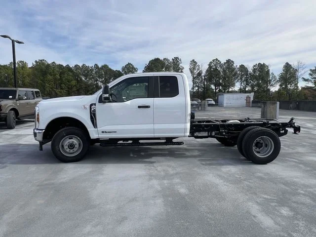 New 2026 White Ford XL image 6
