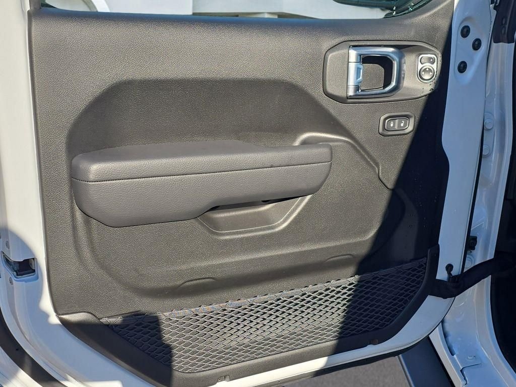 2026 Jeep Wrangler 4-Door Rubicon - Photo 12