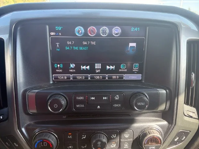 Used 2019 GRAPHITE METALLIC Chevrolet LT image 23