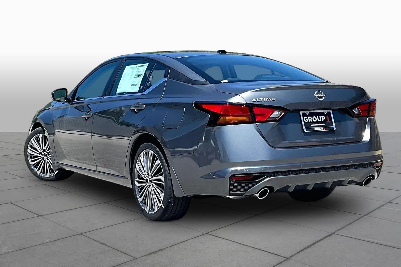 New 2026 Gun Metallic Nissan SV image 7