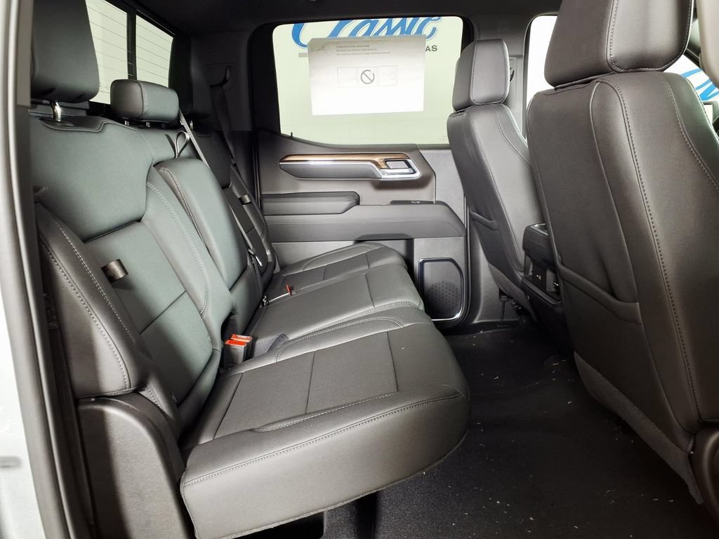 2026 Chevrolet Silverado 1500 LT - Photo 10