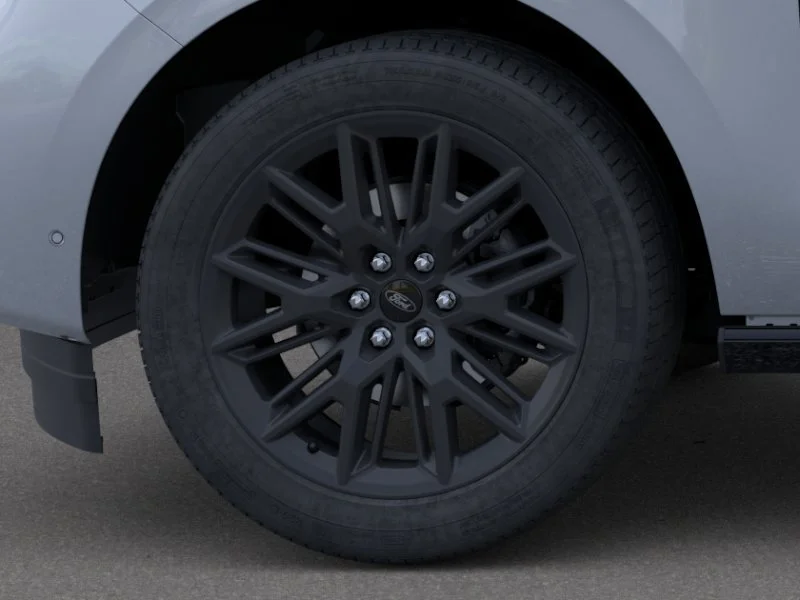 New 2026 Glacier Gray Metallic Tri-Coat Ford Platinum® image 19