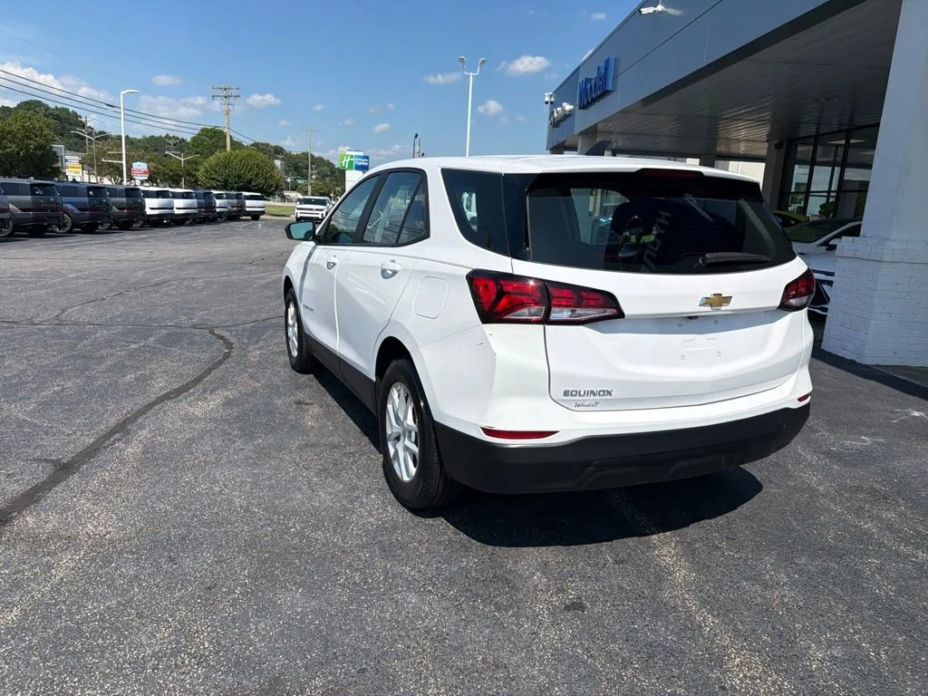 Used 2023 Summit White Chevrolet LS image 7