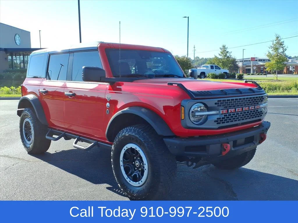 Used 2024 Red Ford Badlands image 7
