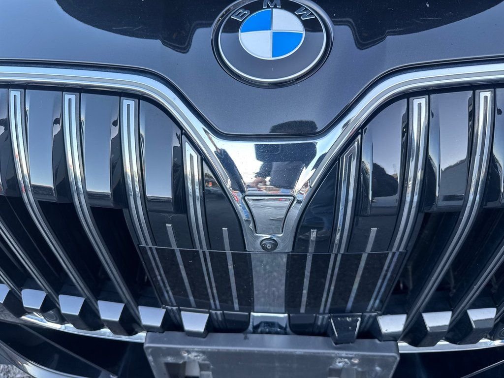 Used 2023 Black BMW 760i xDrive image 47