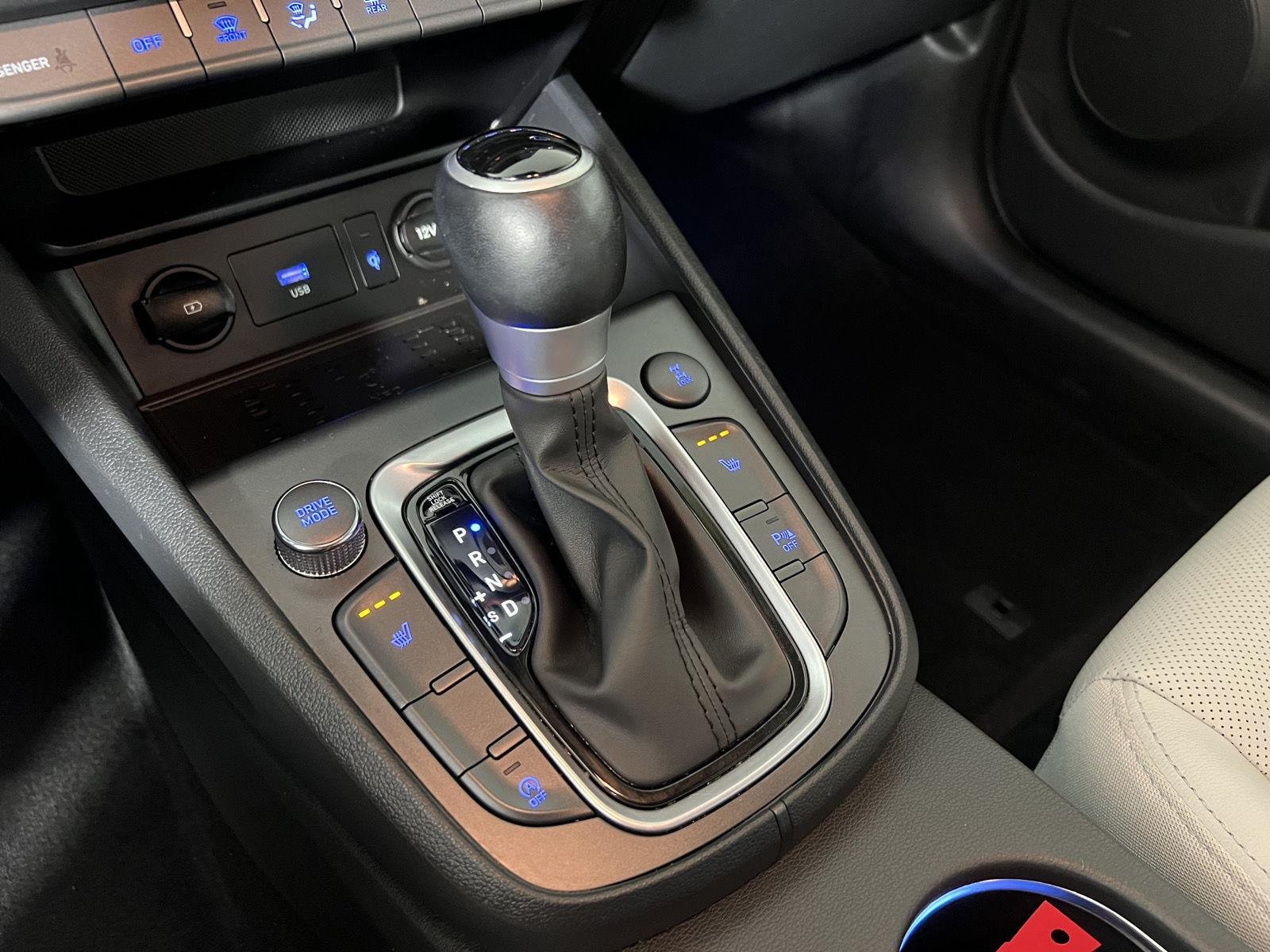 Used 2023 Cyber Silver Hyundai Limited image 19