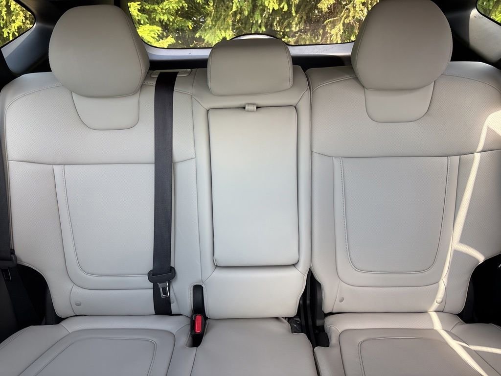 Certified Used 2025 Silver Hyundai SEL Convenience image 23