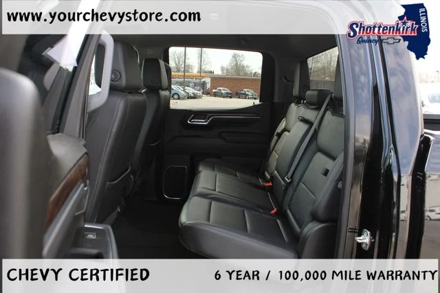 Used 2025 Black GMC SLT image 22