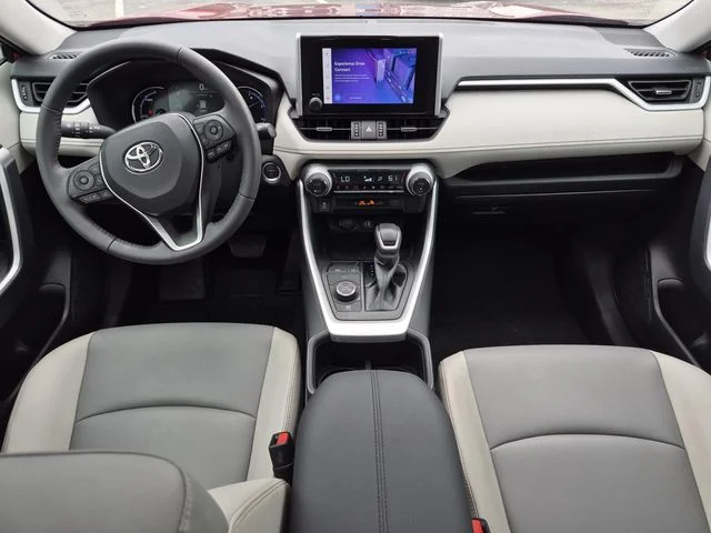 Used 2024 Ruby Flare Pearl Toyota XLE Premium image 18
