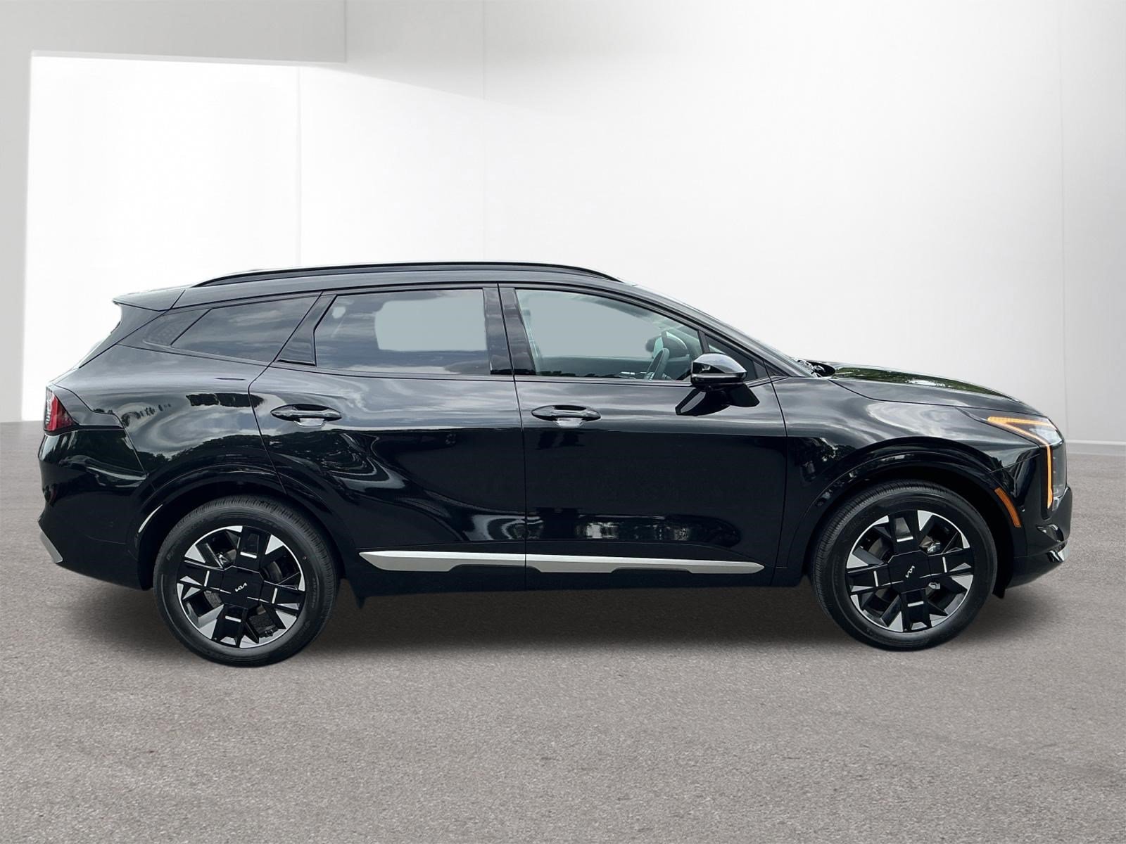 New 2027 Fusion Black Kia SX Prestige image 2