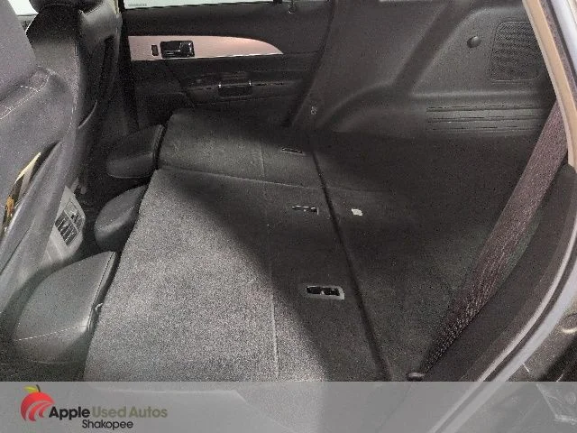 Used 2011  Lincoln Base image 33