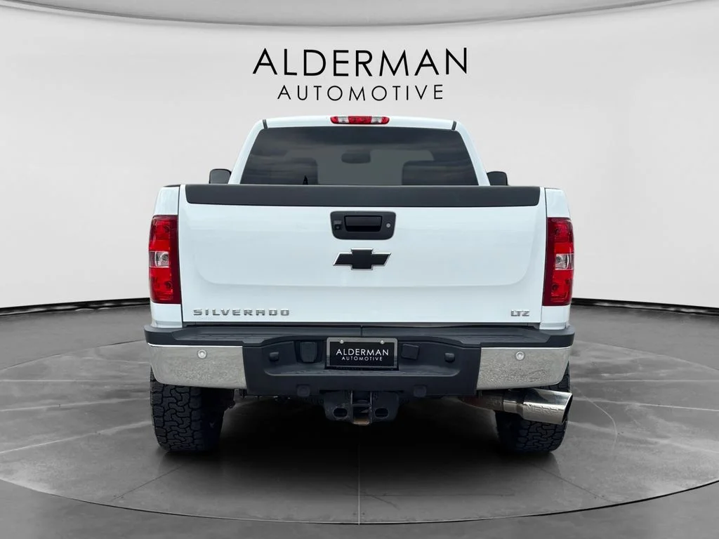 Used 2011 White Chevrolet LTZ image 4