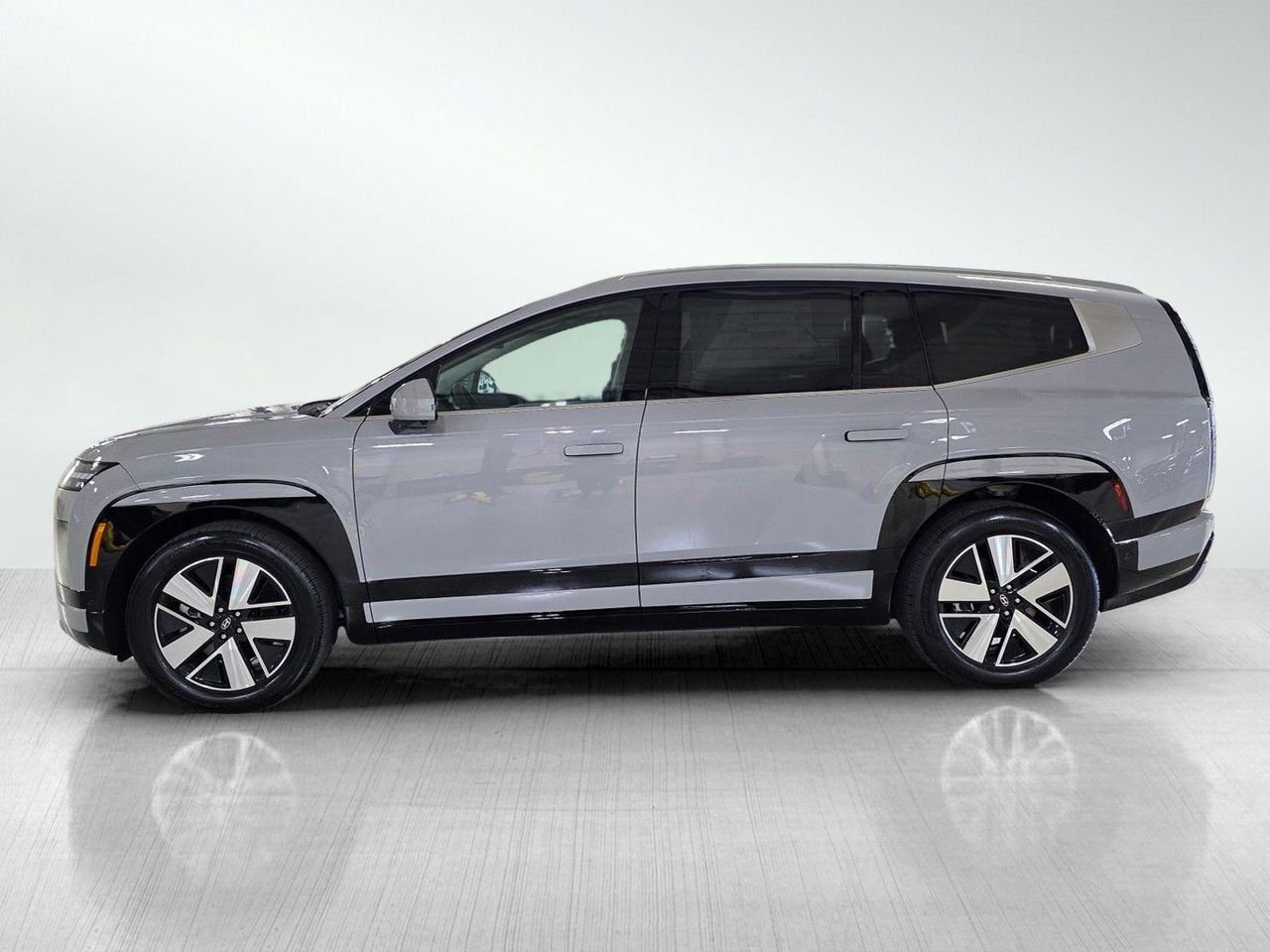 New 2026 Lucid Blue Hyundai Limited image 4