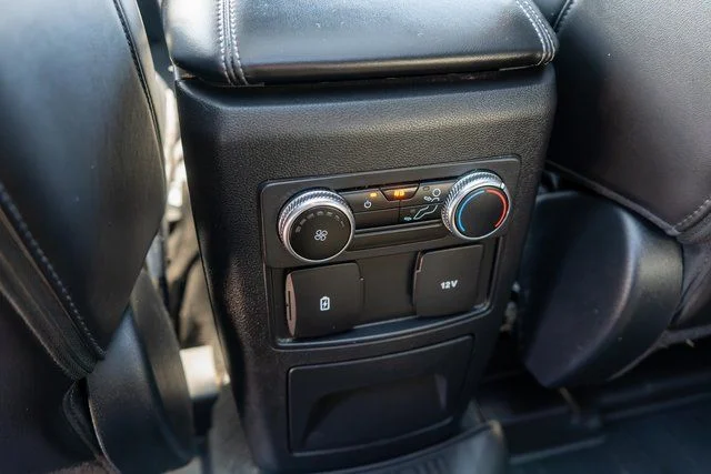 Used 2023 Black Ford XLT image 17