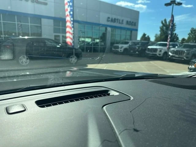 Used 2022 BLACK Chevrolet Z71 image 11