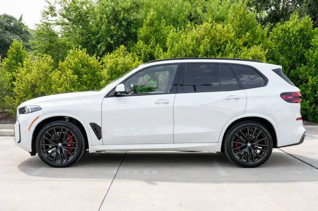 Used 2026 Alpine White BMW xDrive40i image 15