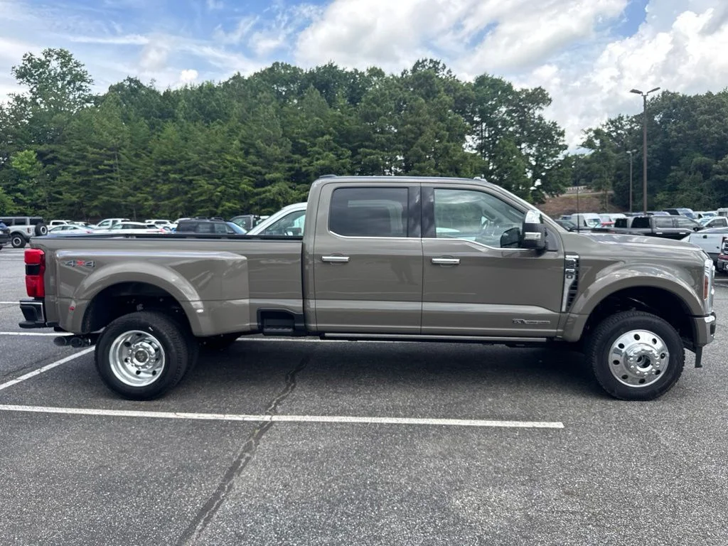 Used 2026 Gray Ford King Ranch image 23