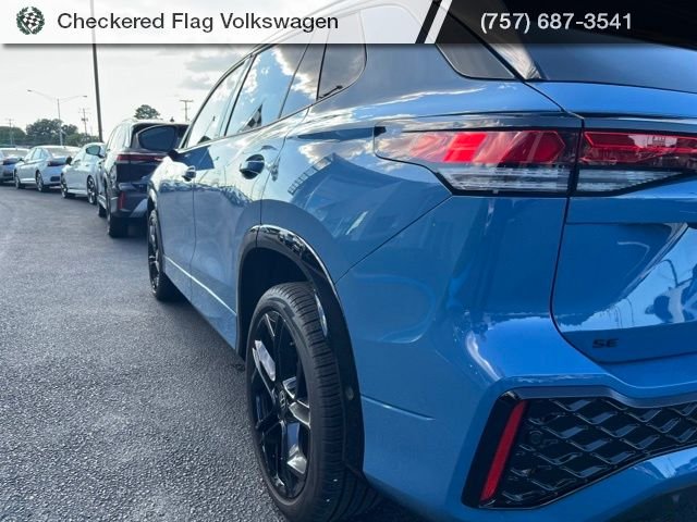 Used 2026 Monterey Blue w/Deep Black Roof Volkswagen 2.0T SE R-Line Black image 8