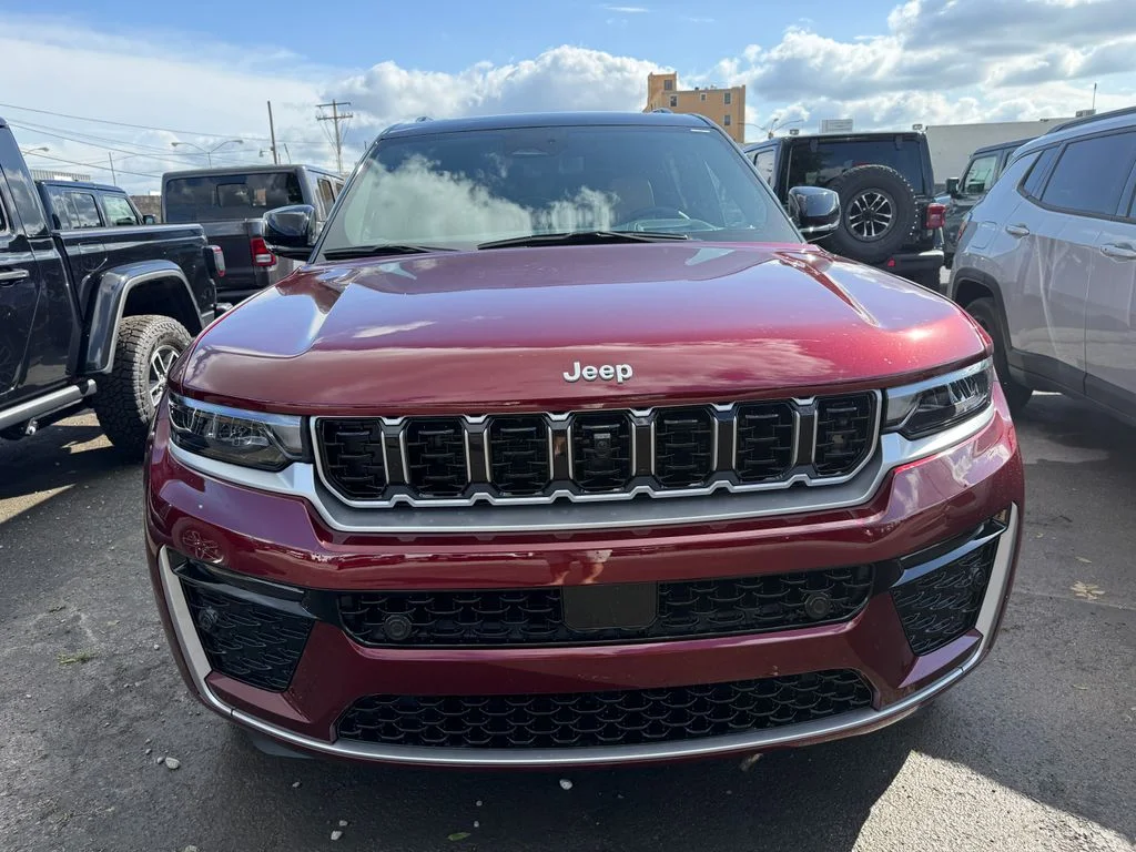 New 2026 Red Jeep Summit image 3