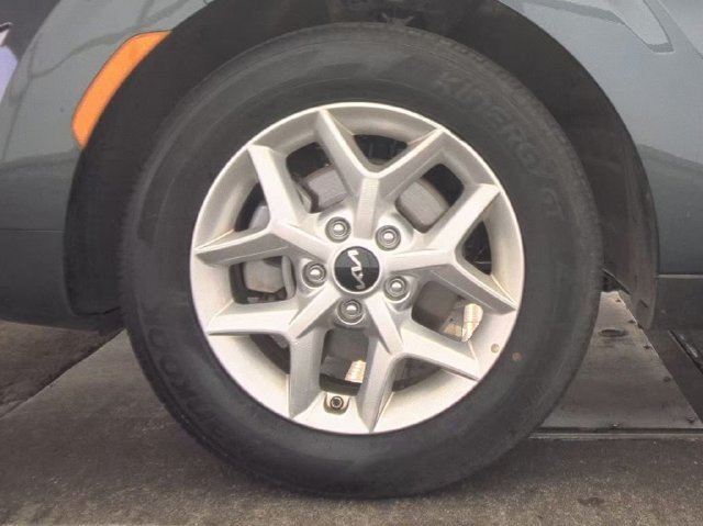 Certified Used 2025 Gray Kia LX image 11