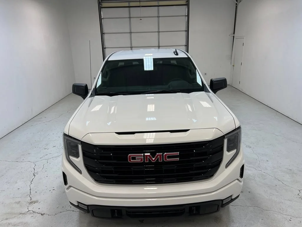 New 2026 Summit White GMC Elevation image 6