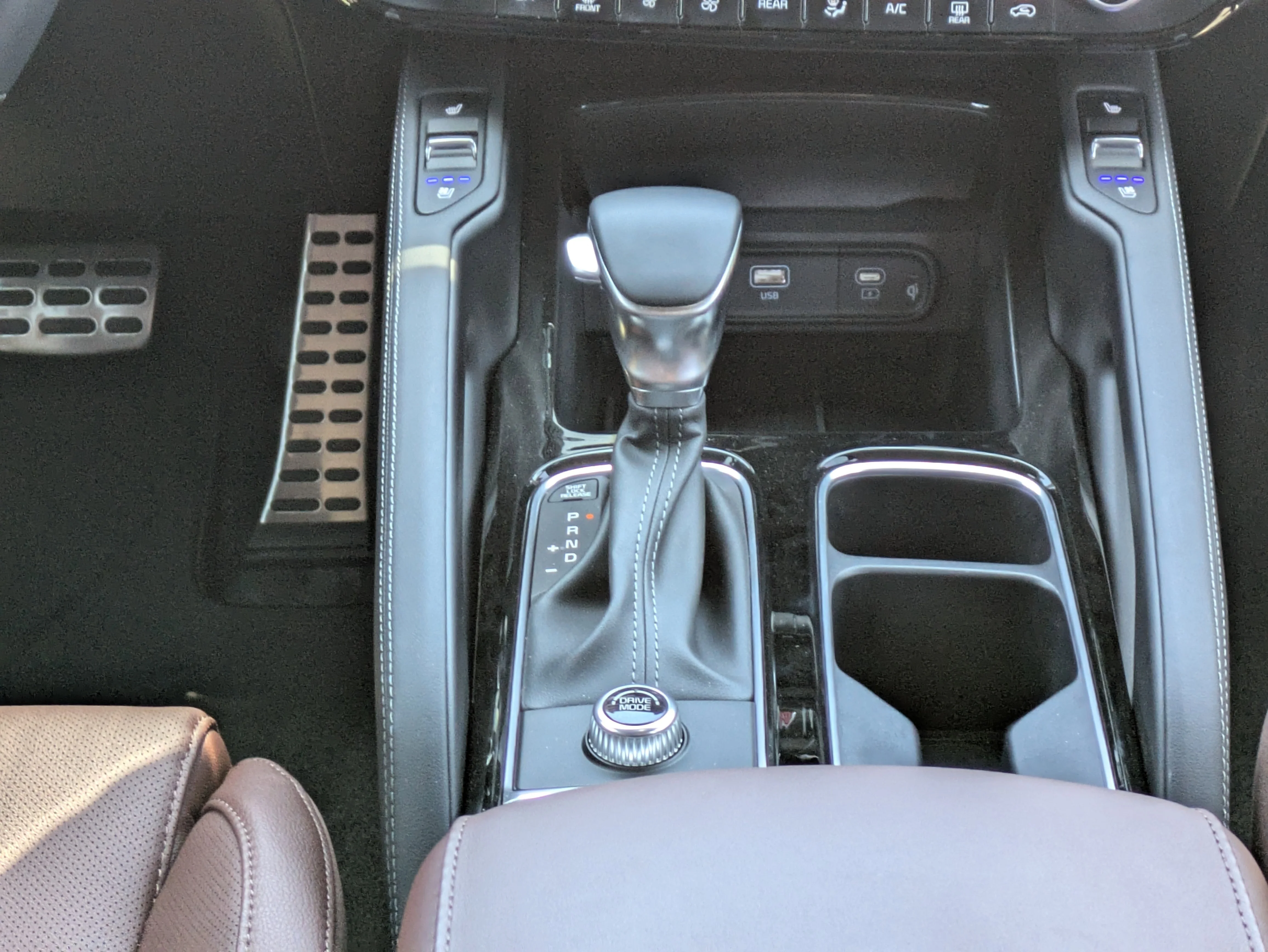 2025 Kia Telluride SX - Photo 21