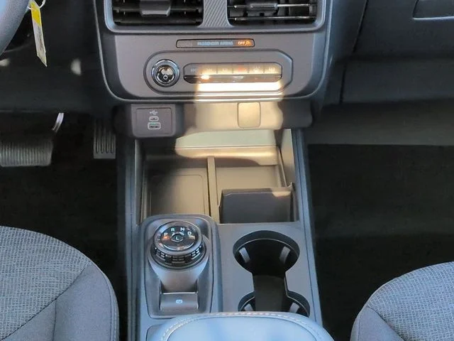 New 2026 Oxford White Ford XL image 19