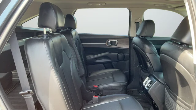 Used 2022 Gray Kia EX image 22