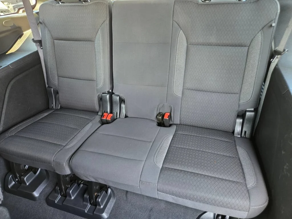 Used 2023 Summit White Chevrolet LS image 11