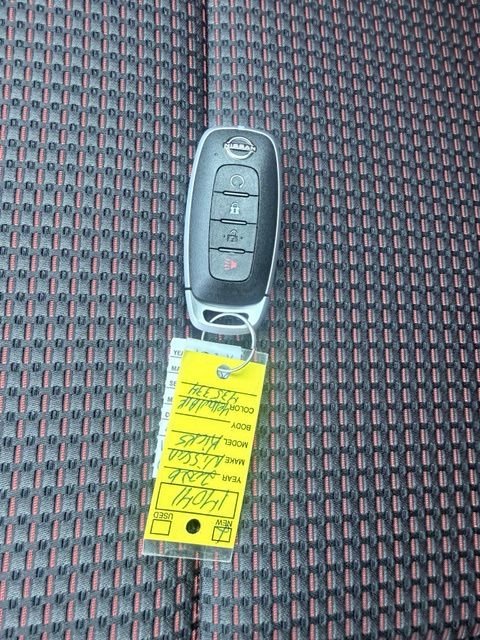 New 2026 Yuzu Yellow Metallic / Super Black Two-tone Nissan SR image 31