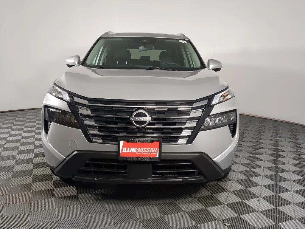 Certified Used 2025 Brilliant Silver Metallic Nissan SV image 3