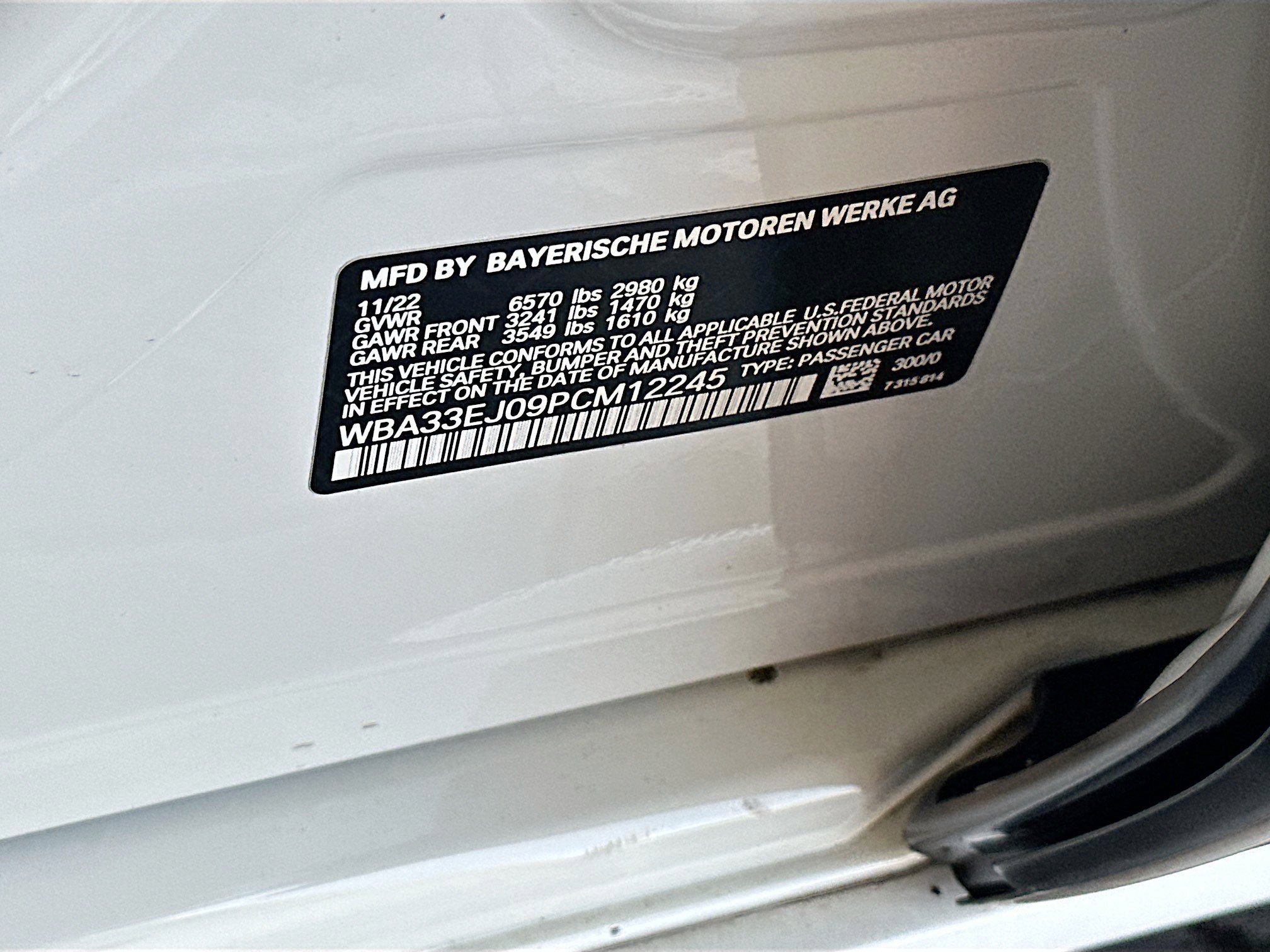 Certified Used 2023 Alpine White BMW 760i xDrive image 29