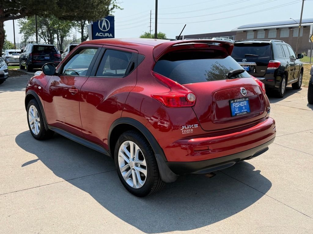 Used 2013 Cayenne Red Nissan SL image 6