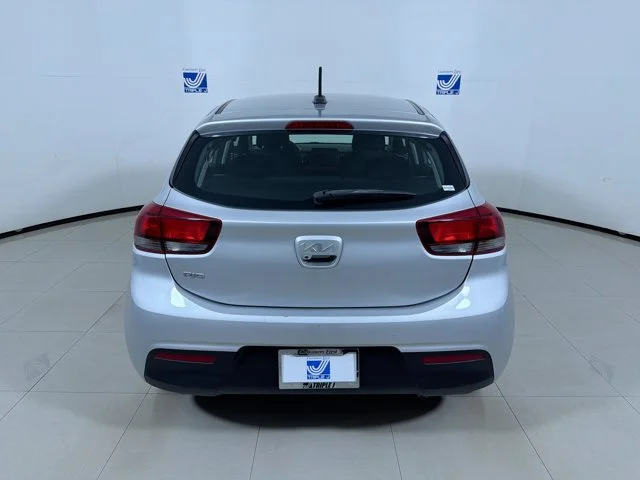 Used 2023 SILKY SILVER Kia S image 7
