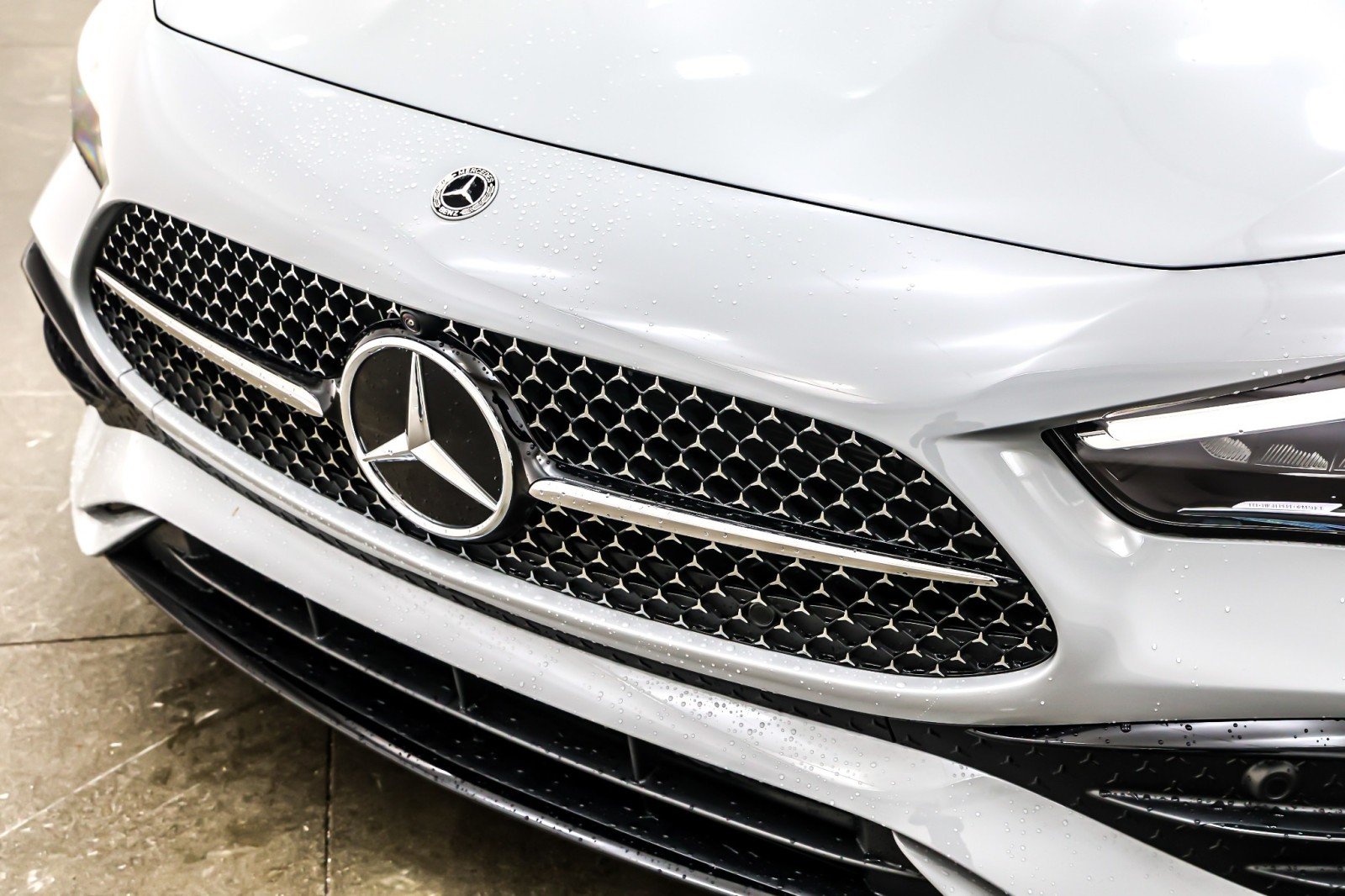 New 2026 MANUFAKTUR Alpine Grey Mercedes-Benz CLE 300 4MATIC® Coupe image 13