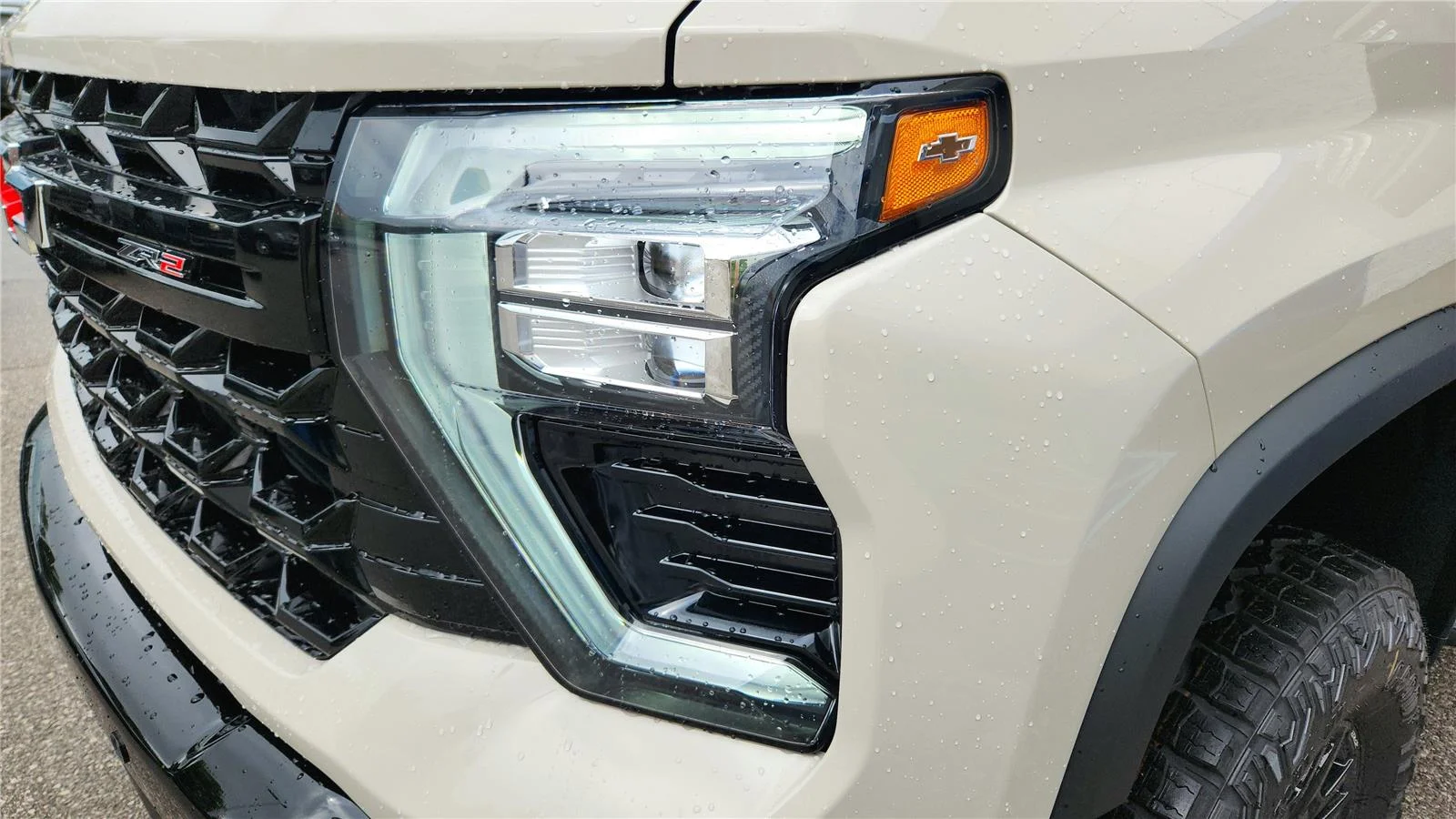 2026 Chevrolet Silverado 2500 HD ZR2 - Photo 3